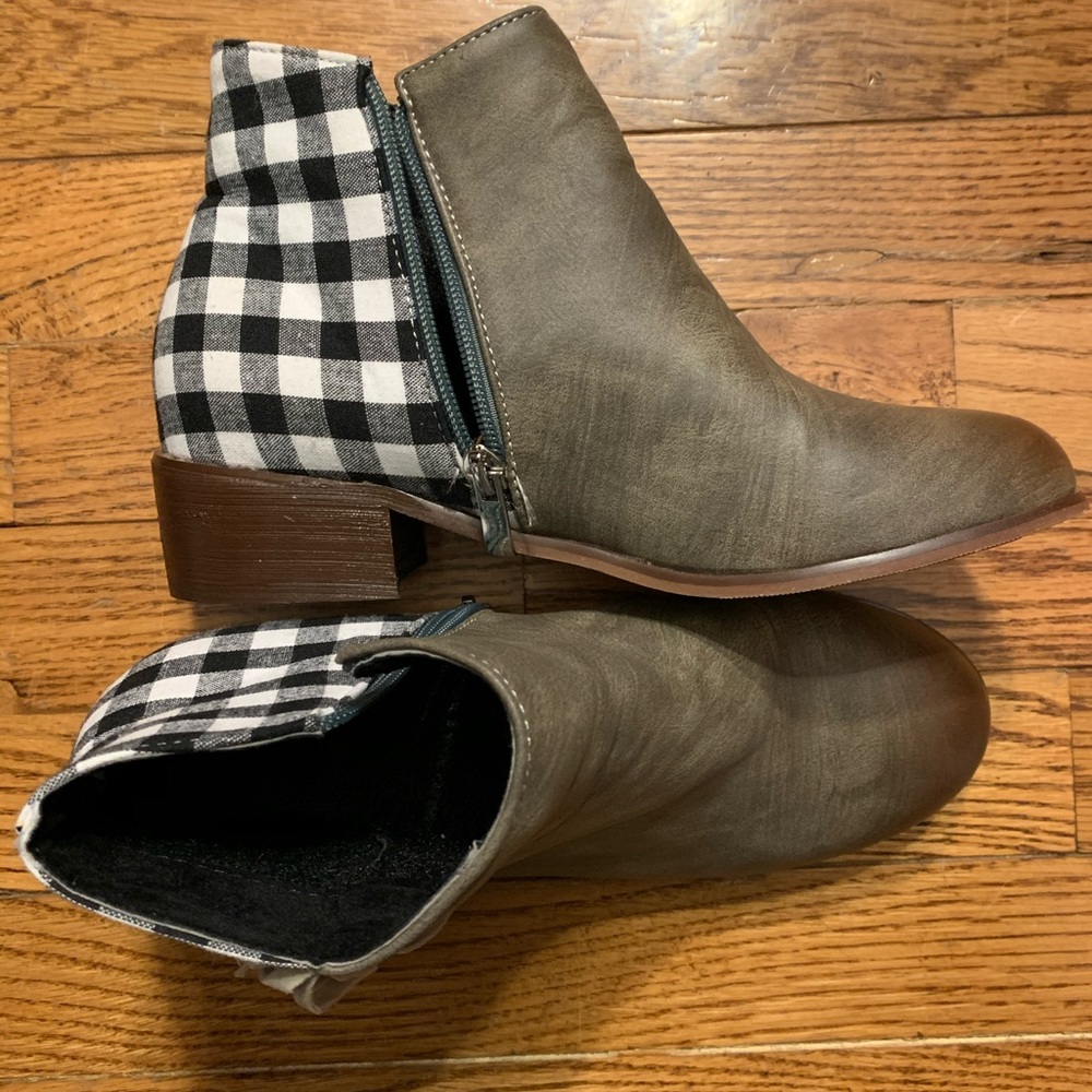 Boutique booties